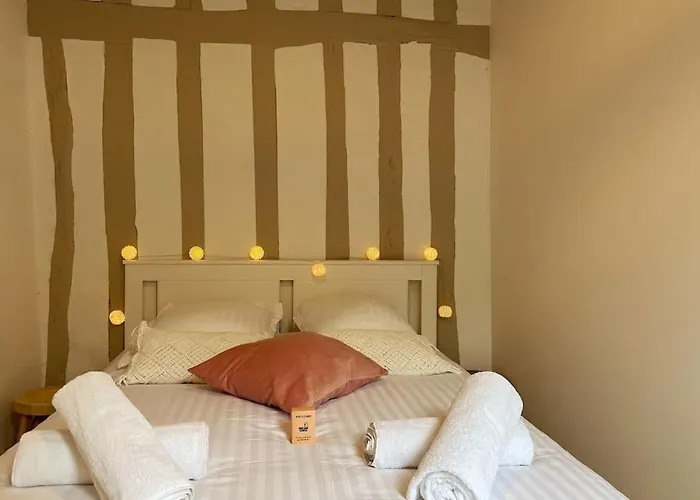 Апартаменты Le Logis Du Gros Horloge - Cosy Et Douillet Руан